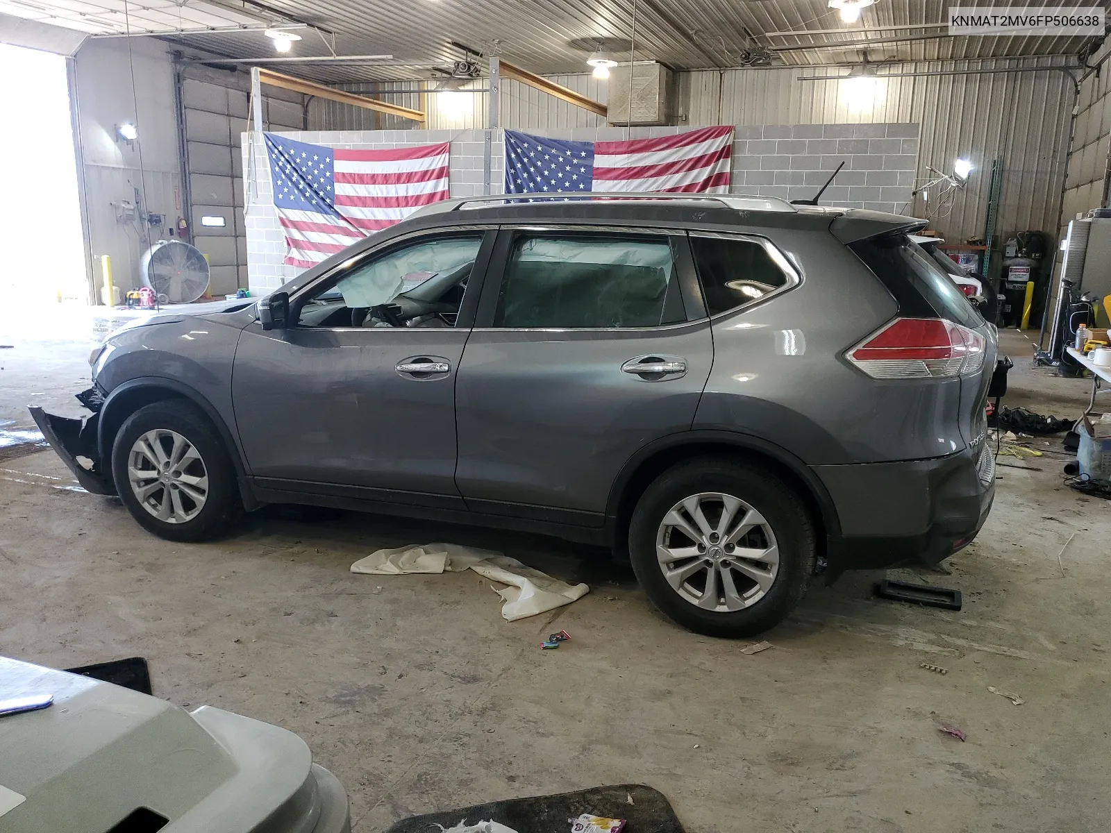 2015 Nissan Rogue S VIN: KNMAT2MV6FP506638 Lot: 64684404