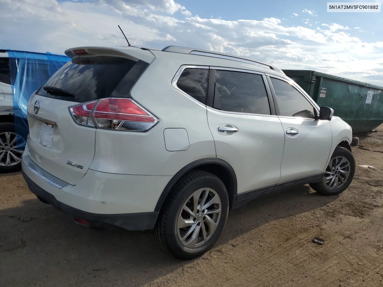 2015 Nissan Rogue S VIN: 5N1AT2MV5FC901882 Lot: 66431884