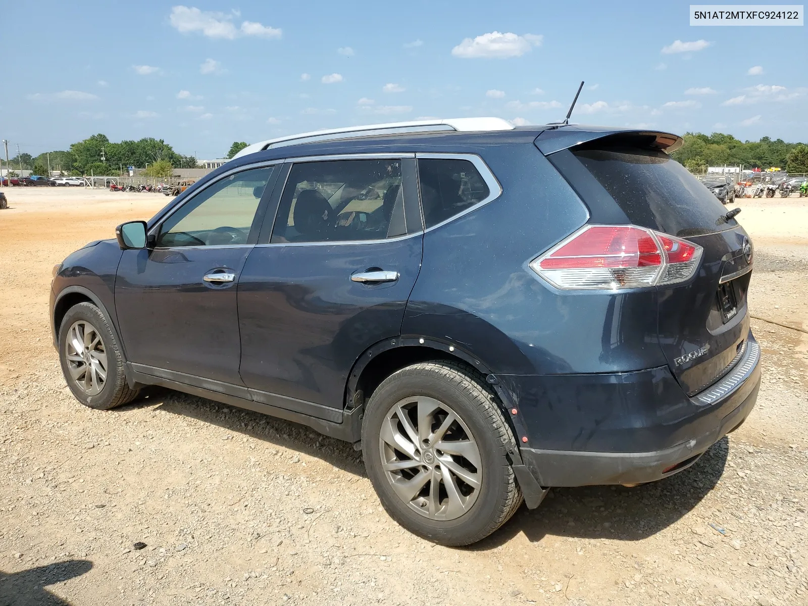 2015 Nissan Rogue S VIN: 5N1AT2MTXFC924122 Lot: 66442614