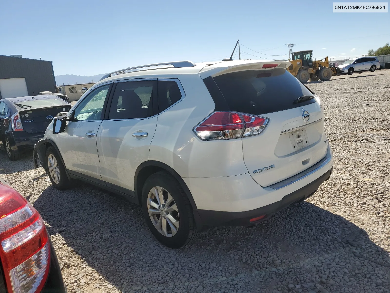 2015 Nissan Rogue S VIN: 5N1AT2MK4FC796824 Lot: 68490554