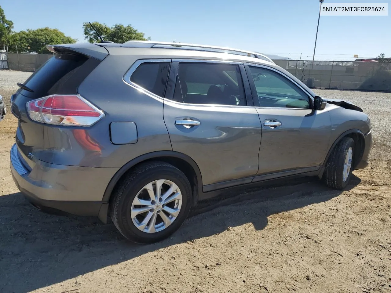 2015 Nissan Rogue S VIN: 5N1AT2MT3FC825674 Lot: 69039094