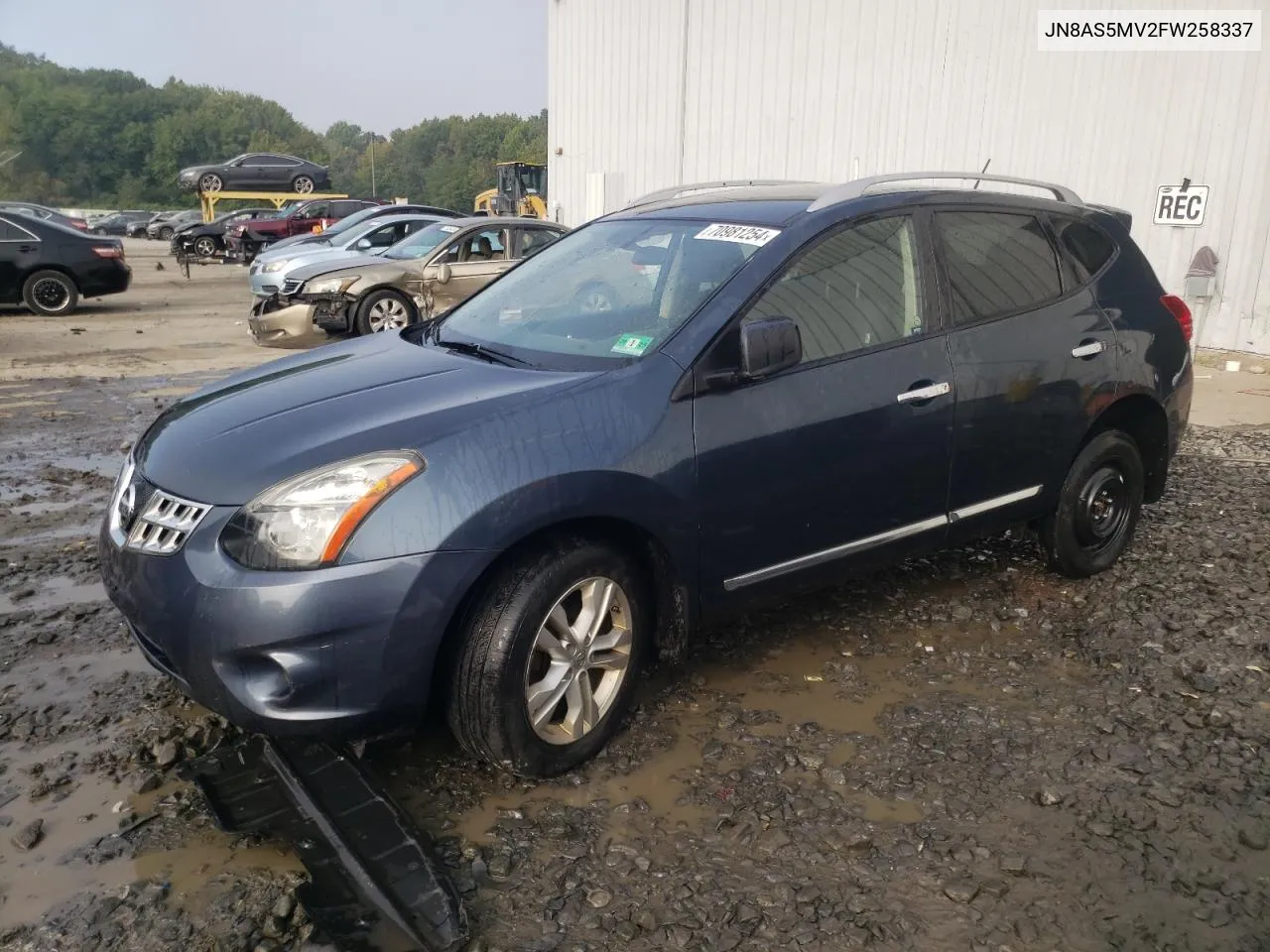 2015 Nissan Rogue Select S VIN: JN8AS5MV2FW258337 Lot: 70981254