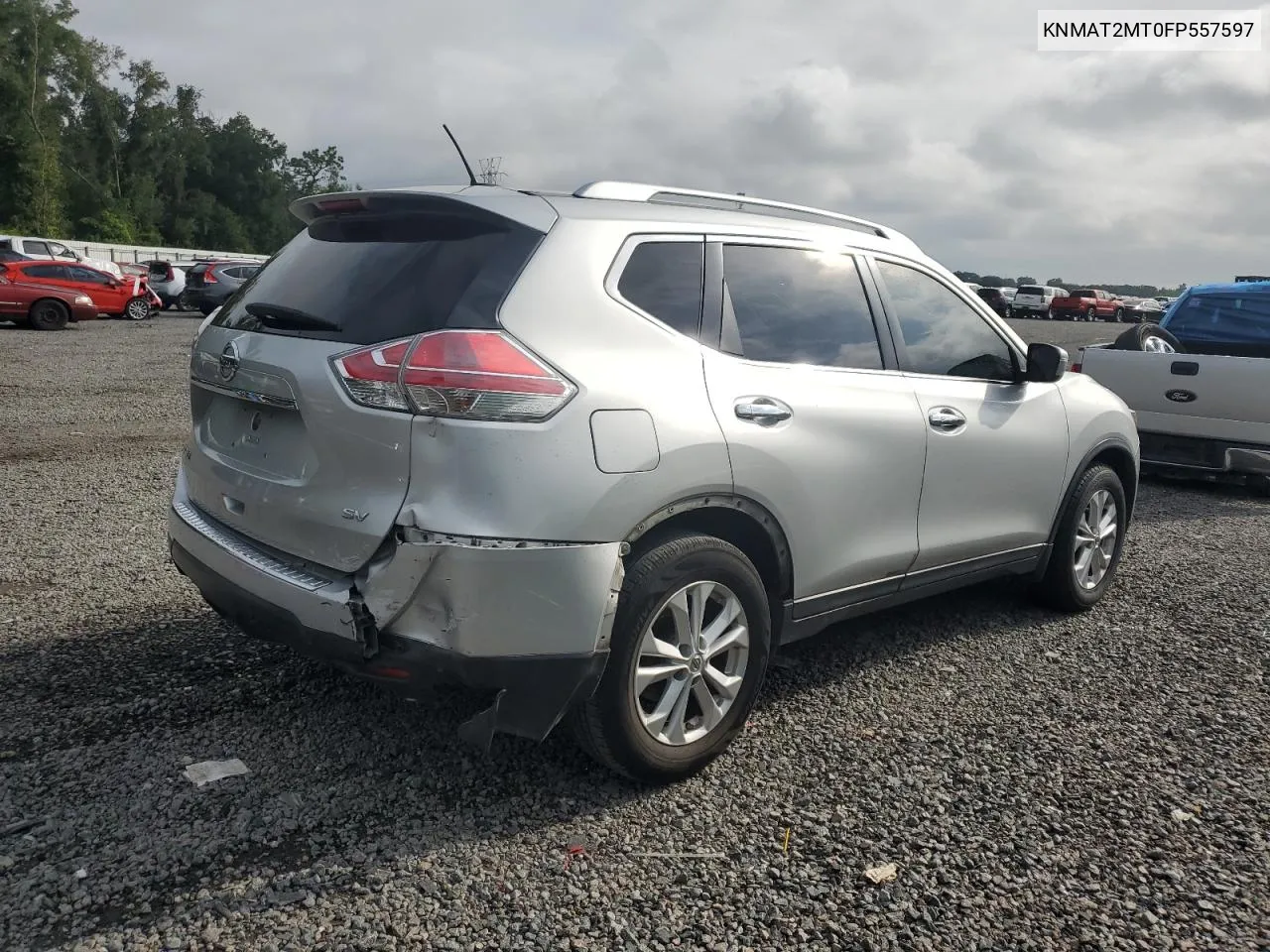 2015 Nissan Rogue S VIN: KNMAT2MT0FP557597 Lot: 71017424