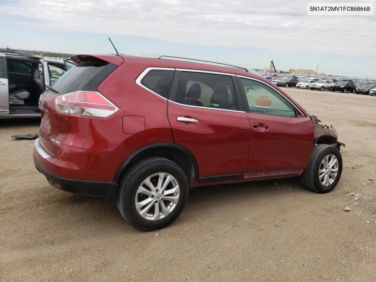 2015 Nissan Rogue S VIN: 5N1AT2MV1FC868668 Lot: 72380654