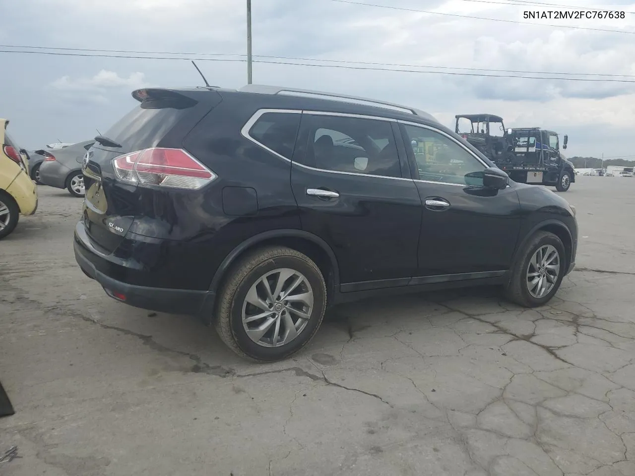 5N1AT2MV2FC767638 2015 Nissan Rogue S