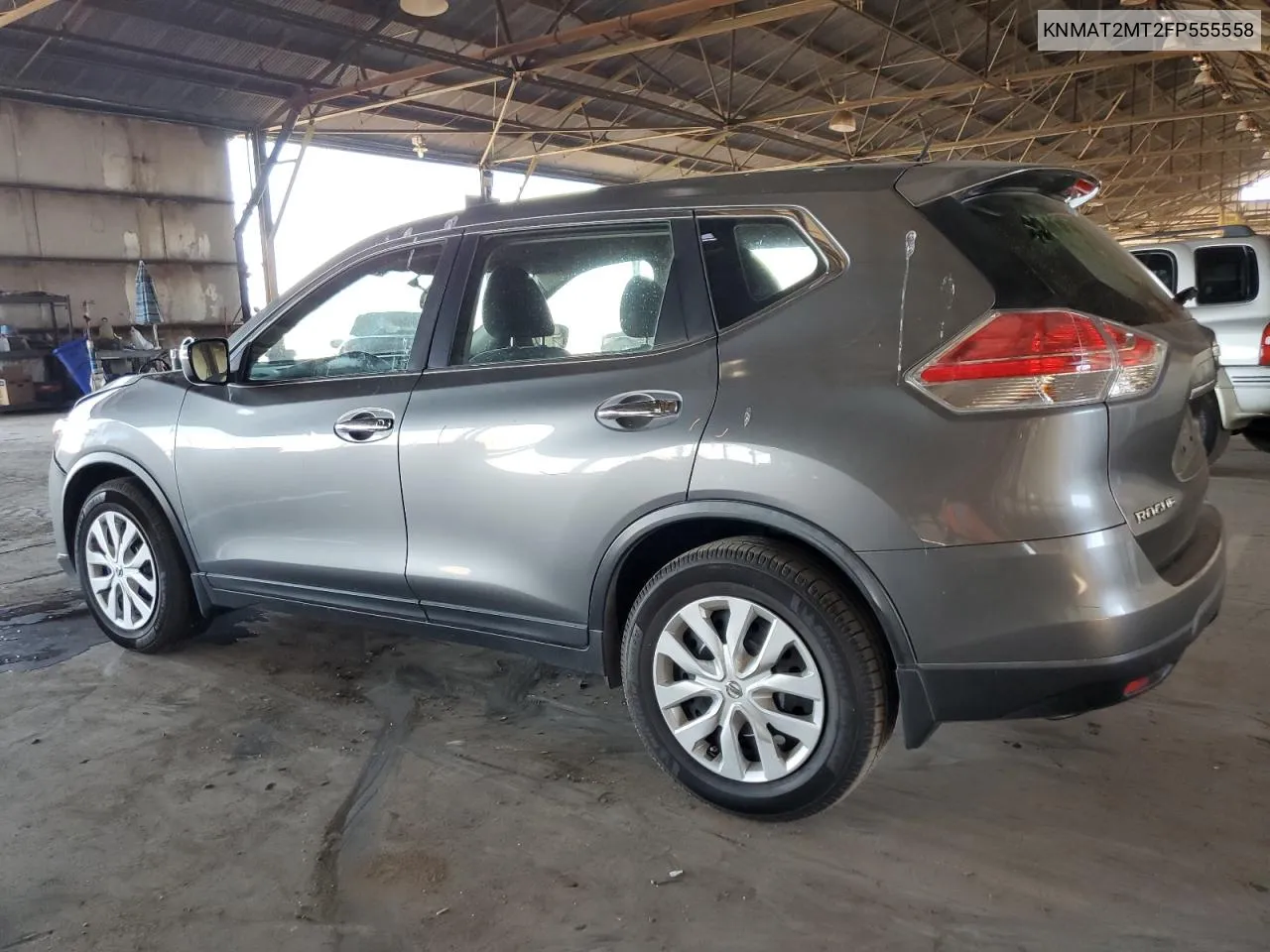 KNMAT2MT2FP555558 2015 Nissan Rogue S