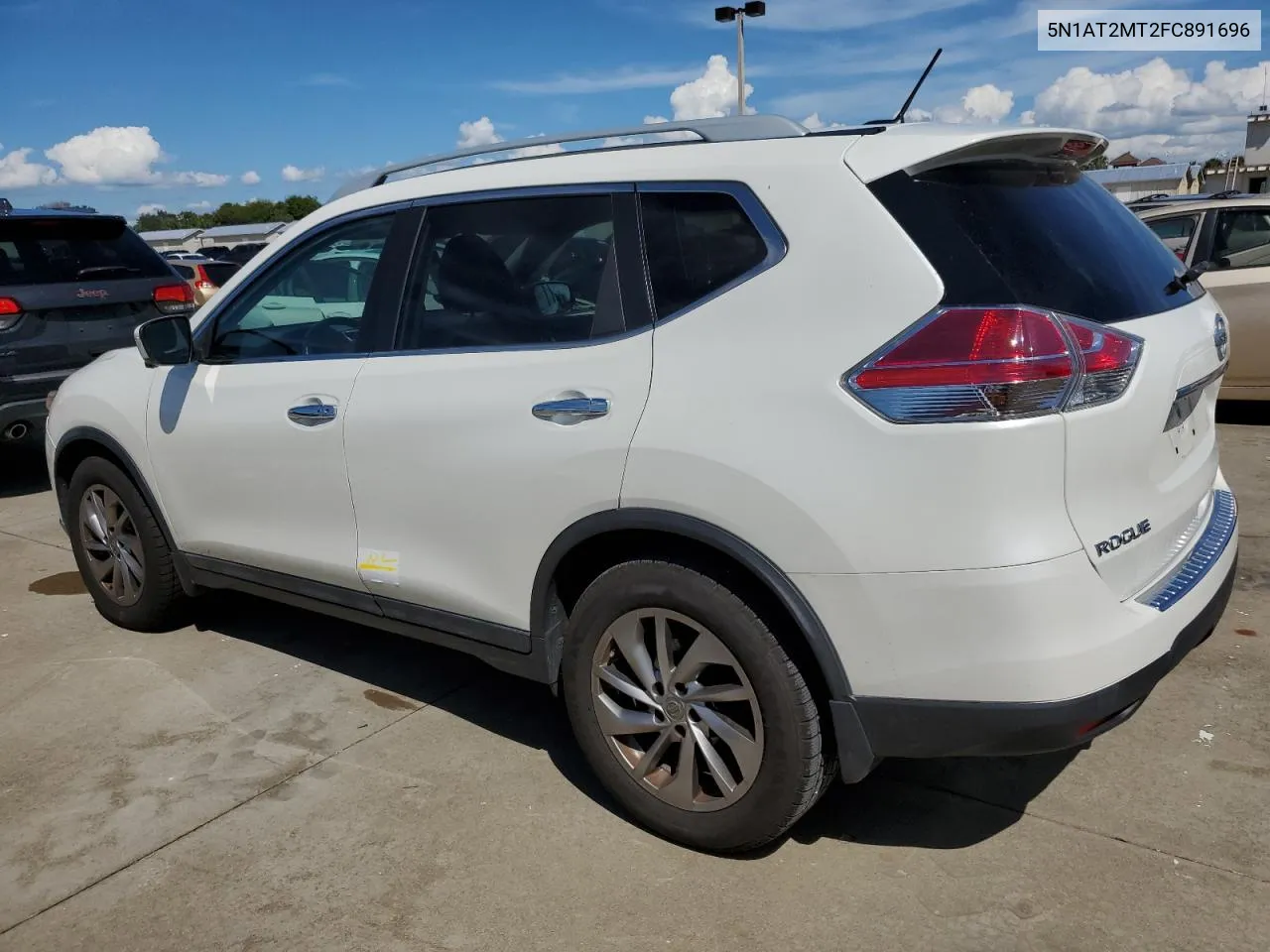 2015 Nissan Rogue S VIN: 5N1AT2MT2FC891696 Lot: 73870404