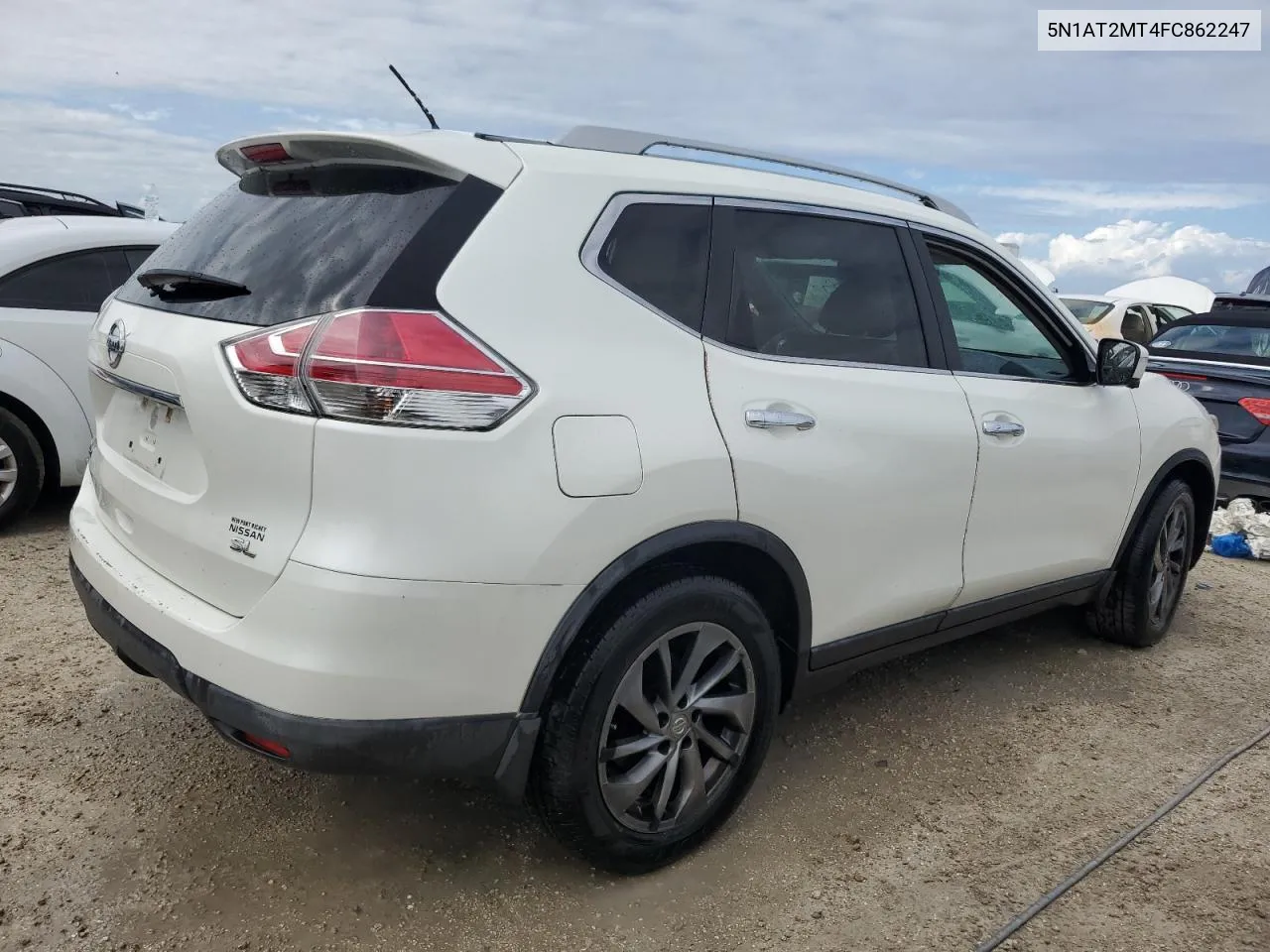 5N1AT2MT4FC862247 2015 Nissan Rogue S