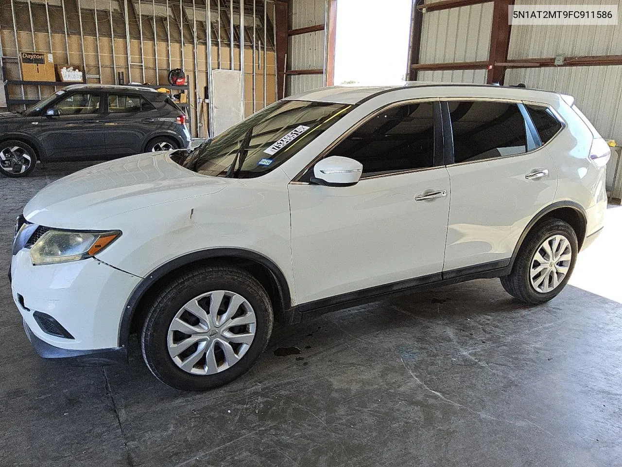 2015 Nissan Rogue S VIN: 5N1AT2MT9FC911586 Lot: 75346514