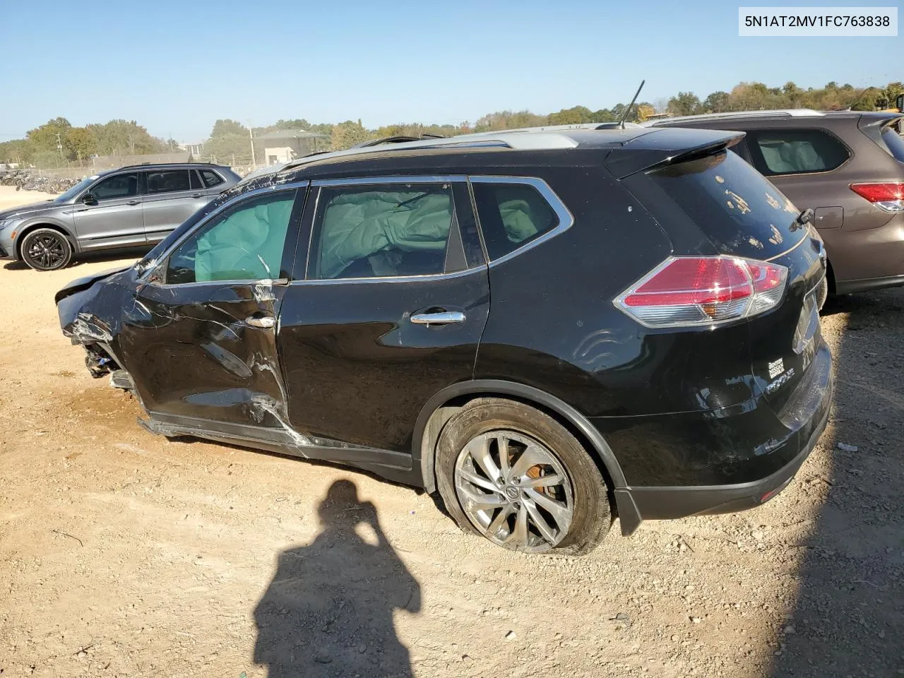 2015 Nissan Rogue S VIN: 5N1AT2MV1FC763838 Lot: 77865084