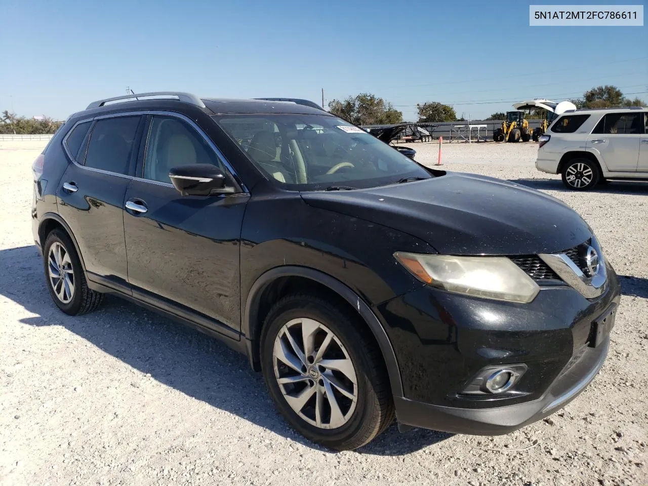 2015 Nissan Rogue S VIN: 5N1AT2MT2FC786611 Lot: 81148884