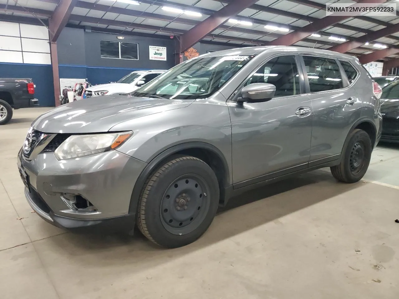 2015 Nissan Rogue S VIN: KNMAT2MV3FP592233 Lot: 81982444