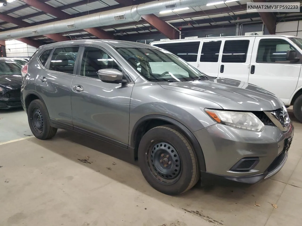 2015 Nissan Rogue S VIN: KNMAT2MV3FP592233 Lot: 81982444