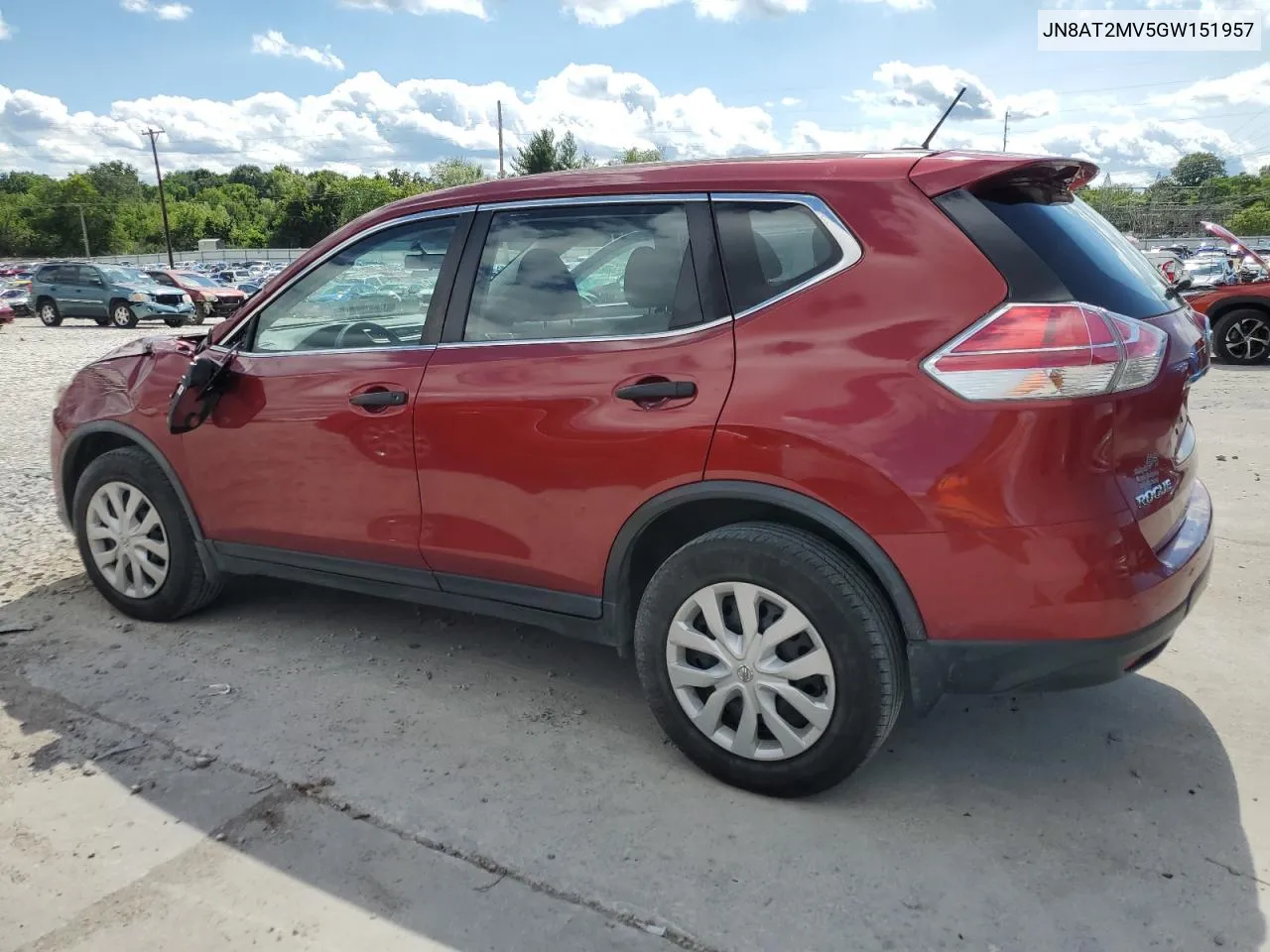 2016 Nissan Rogue S VIN: JN8AT2MV5GW151957 Lot: 62536184