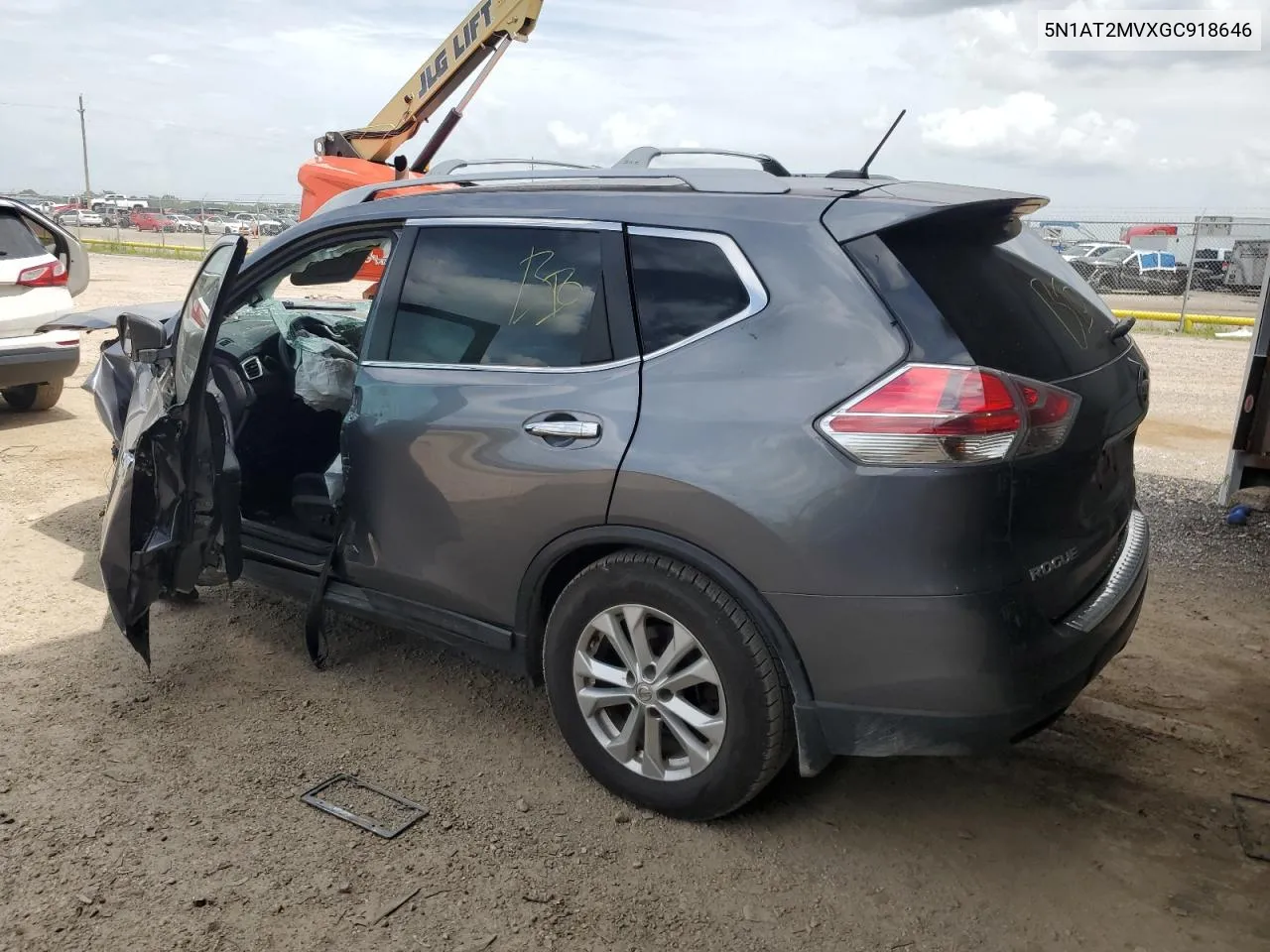 2016 Nissan Rogue S VIN: 5N1AT2MVXGC918646 Lot: 63223584