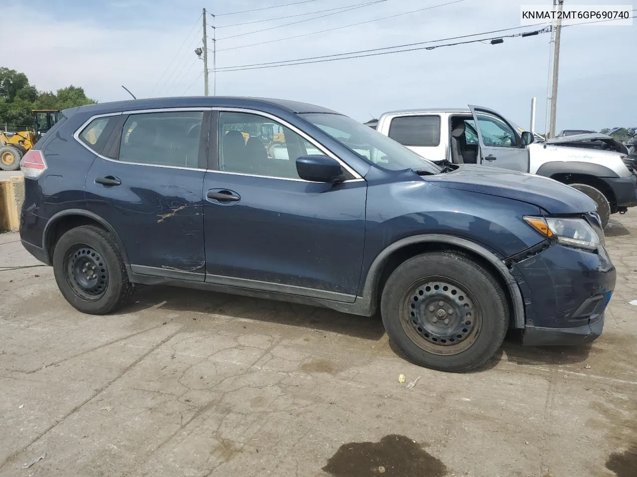 2016 Nissan Rogue S VIN: KNMAT2MT6GP690740 Lot: 63525904