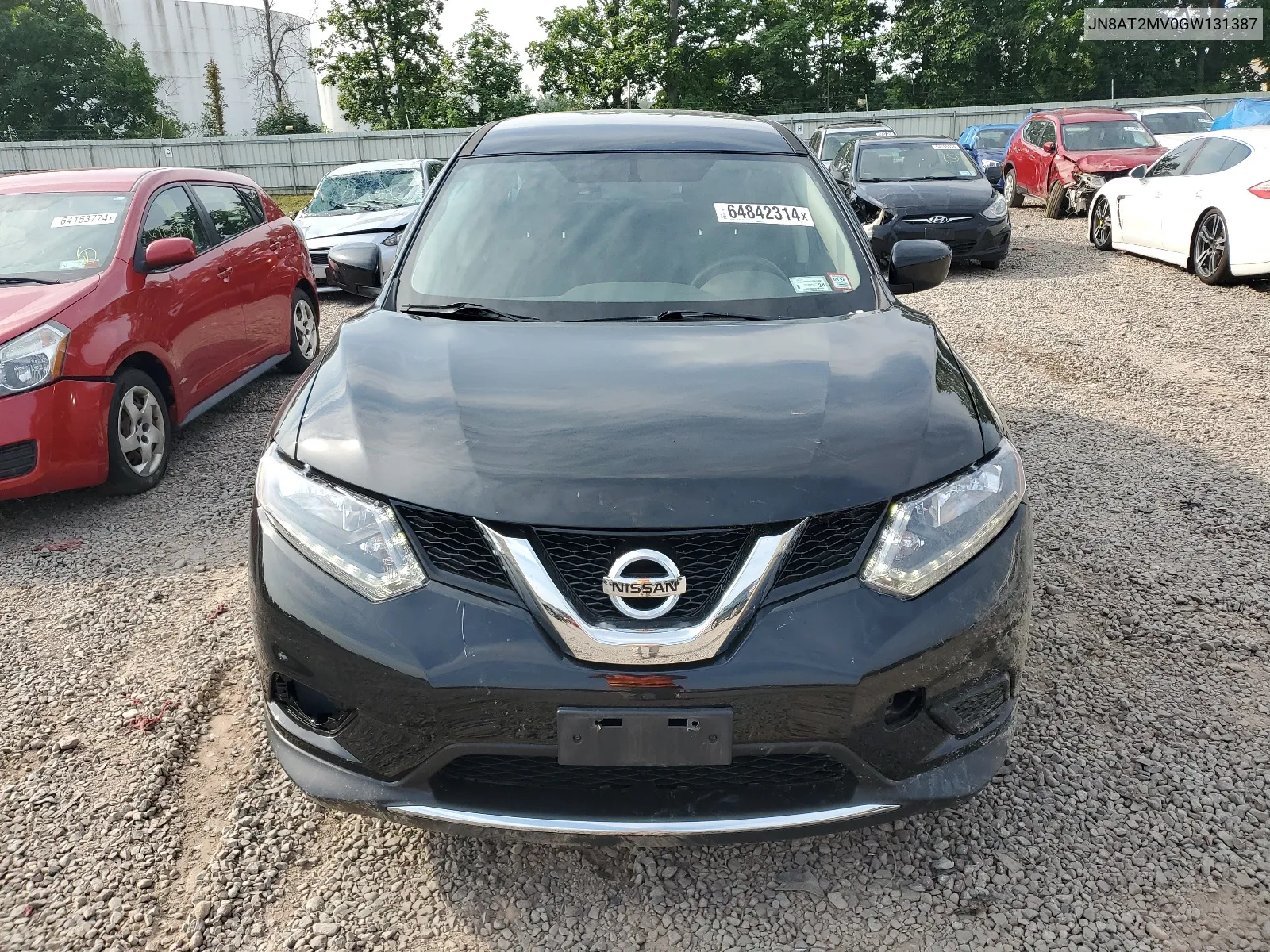 2016 Nissan Rogue S VIN: JN8AT2MV0GW131387 Lot: 64842314