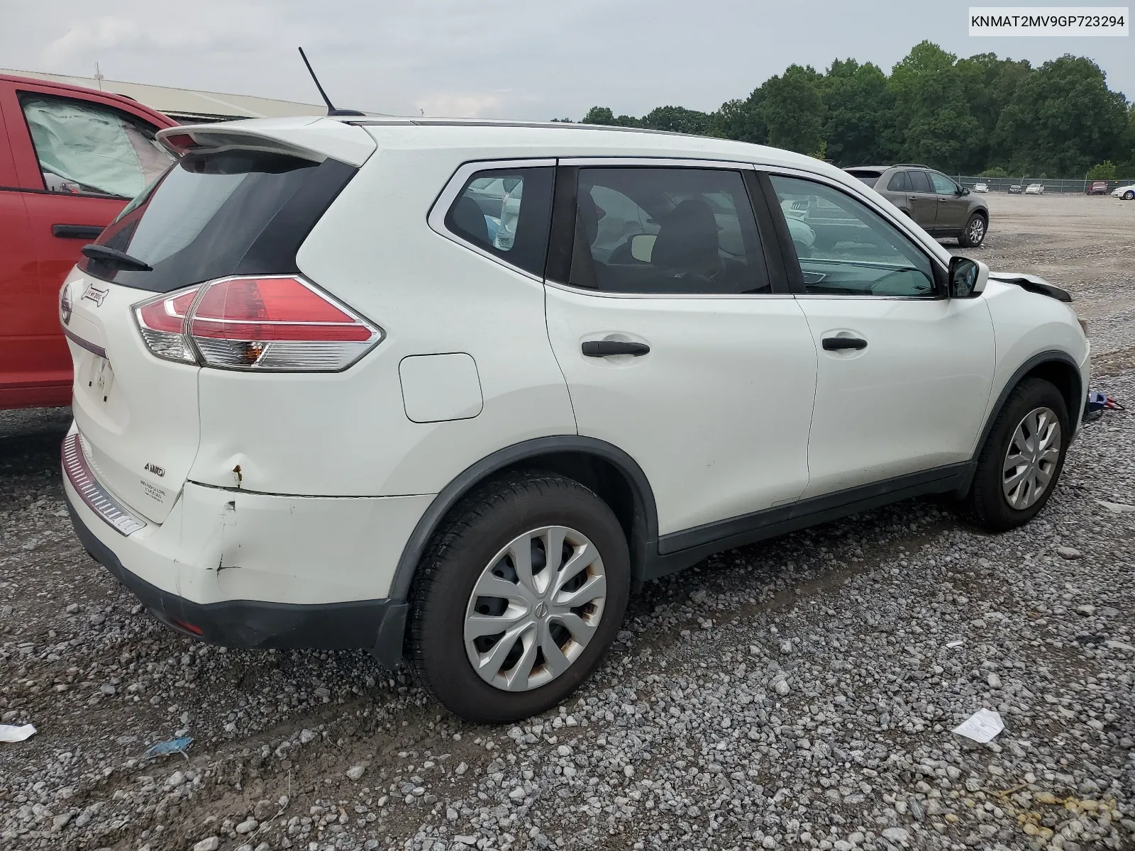 2016 Nissan Rogue S VIN: KNMAT2MV9GP723294 Lot: 65001524