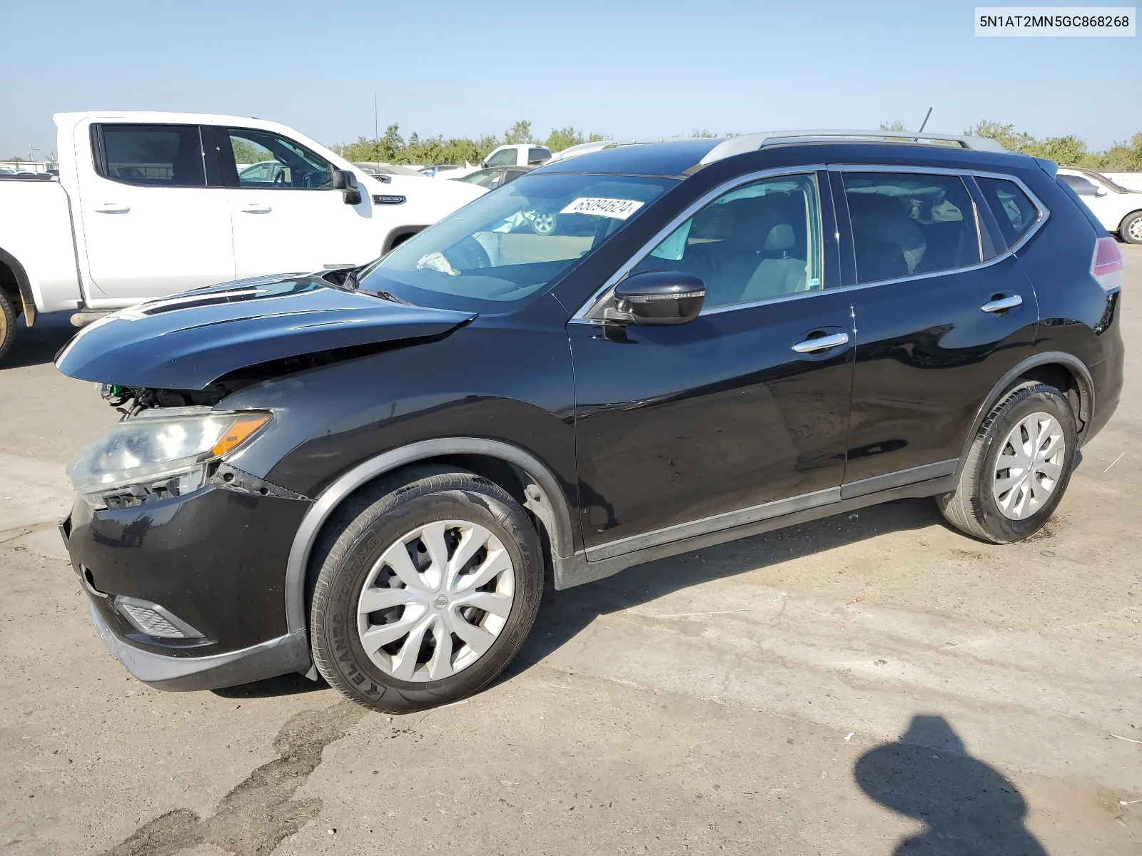 2016 Nissan Rogue S VIN: 5N1AT2MN5GC868268 Lot: 65094624