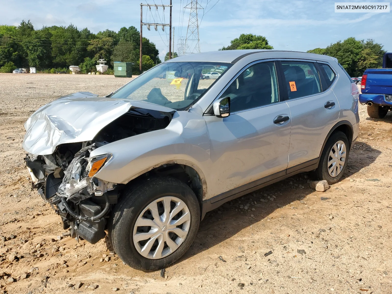 2016 Nissan Rogue S VIN: 5N1AT2MV4GC917217 Lot: 65902834