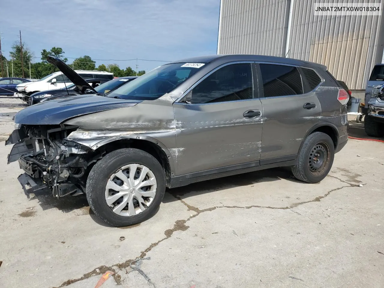 2016 Nissan Rogue S VIN: JN8AT2MTXGW018304 Lot: 66375254