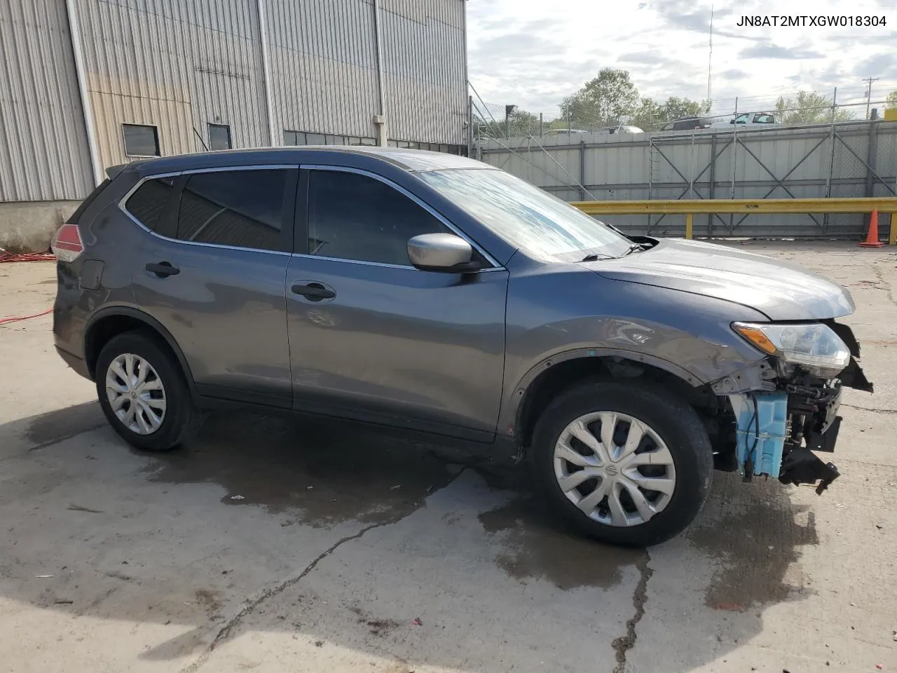 2016 Nissan Rogue S VIN: JN8AT2MTXGW018304 Lot: 66375254