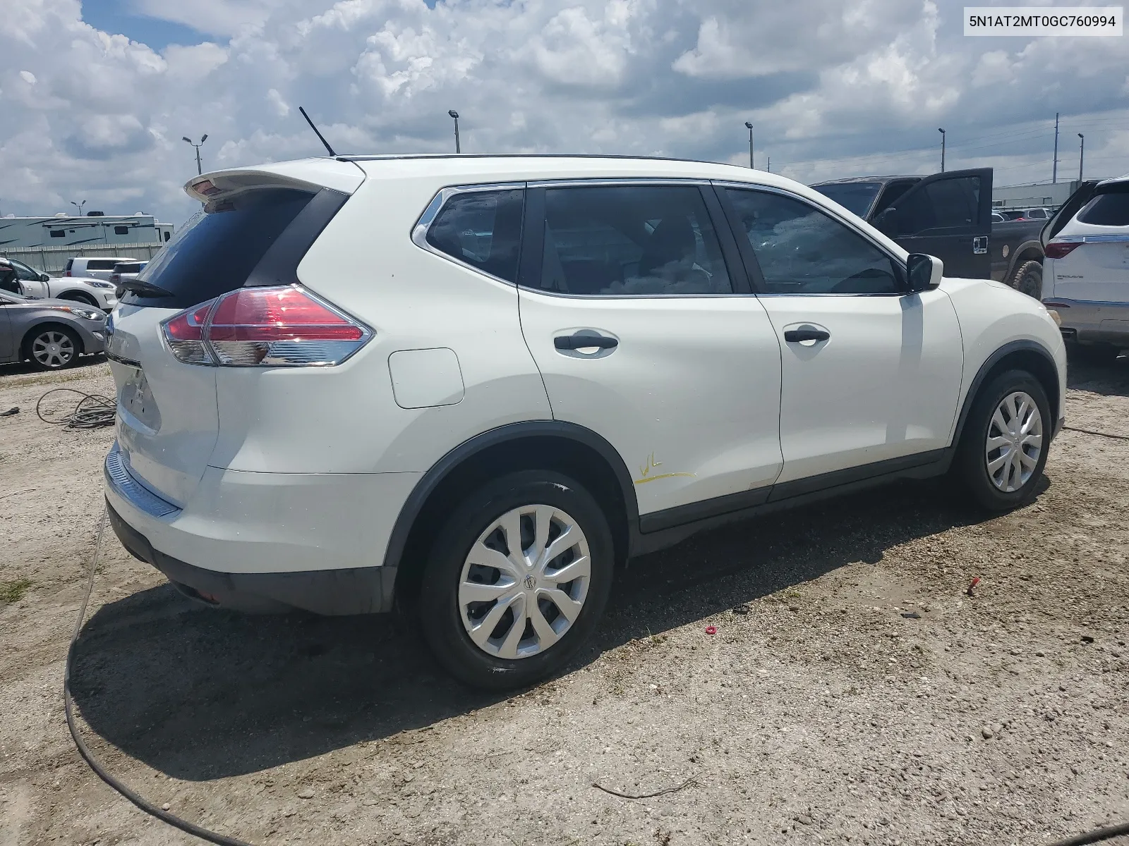 2016 Nissan Rogue S VIN: 5N1AT2MT0GC760994 Lot: 66699374