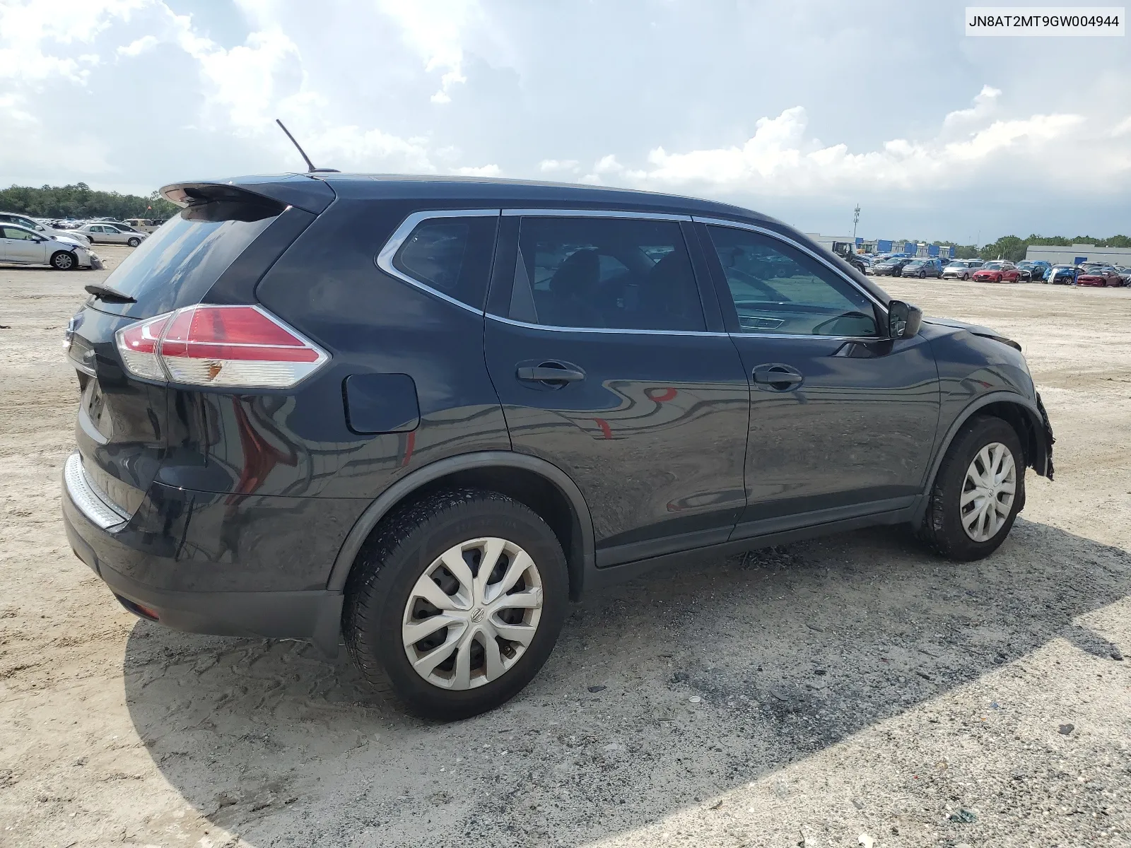 2016 Nissan Rogue S VIN: JN8AT2MT9GW004944 Lot: 67036664