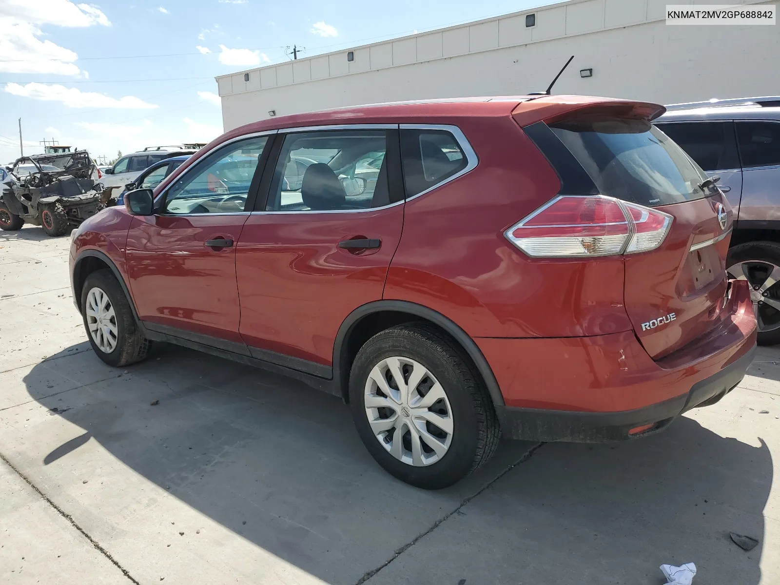 2016 Nissan Rogue S VIN: KNMAT2MV2GP688842 Lot: 67158234