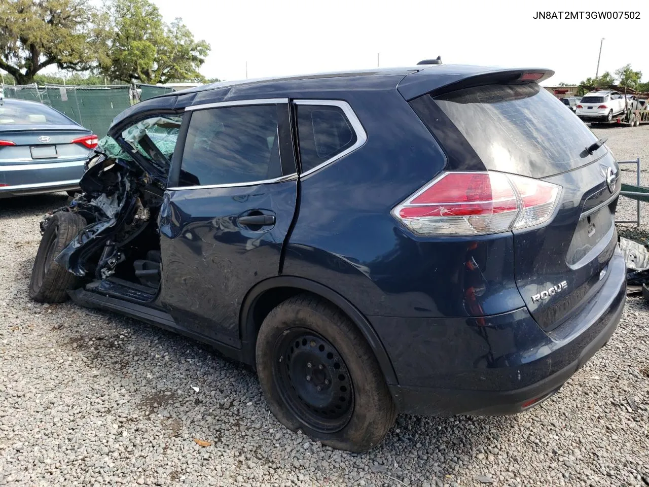 2016 Nissan Rogue S VIN: JN8AT2MT3GW007502 Lot: 68042984