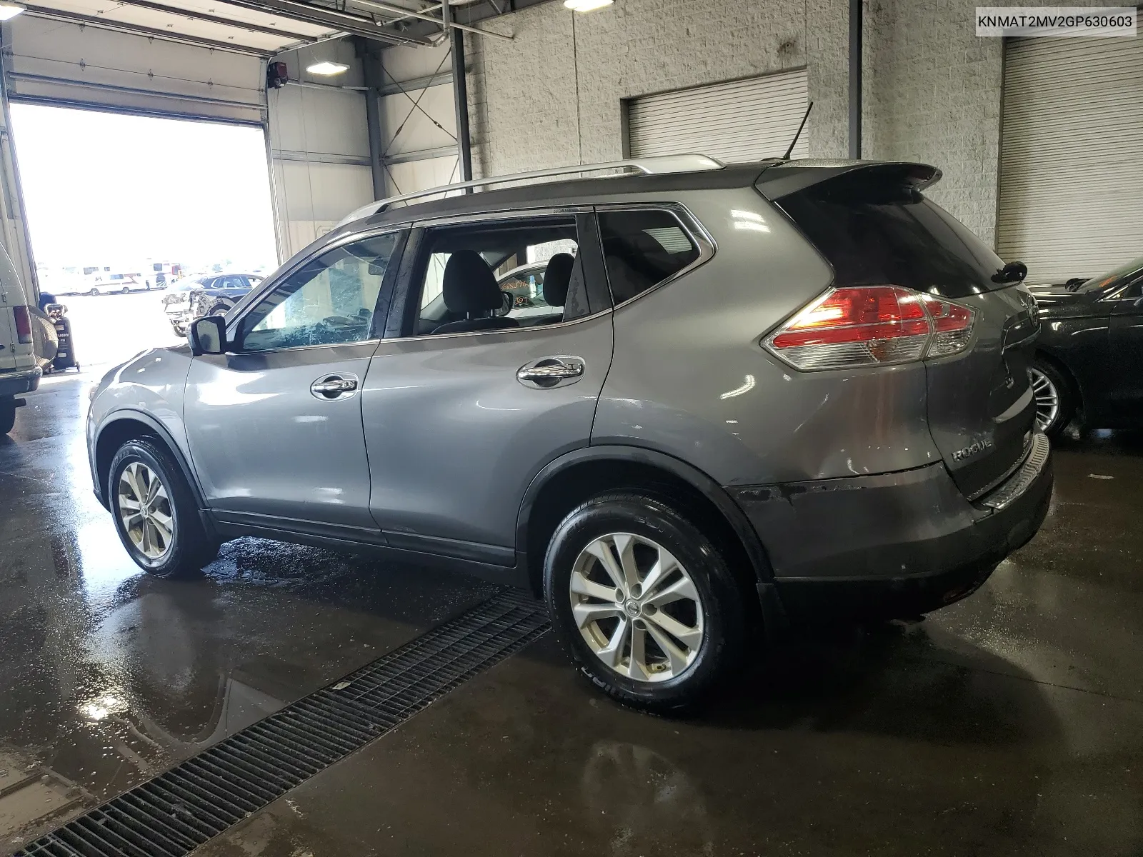 2016 Nissan Rogue S VIN: KNMAT2MV2GP630603 Lot: 69018404