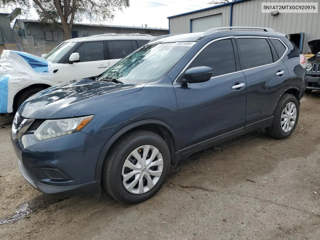 2016 Nissan Rogue S VIN: 5N1AT2MTXGC920976 Lot: 69025904