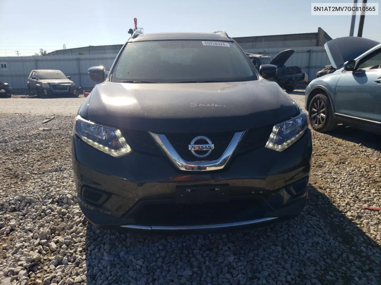 2016 Nissan Rogue S VIN: 5N1AT2MV7GC810565 Lot: 69258324