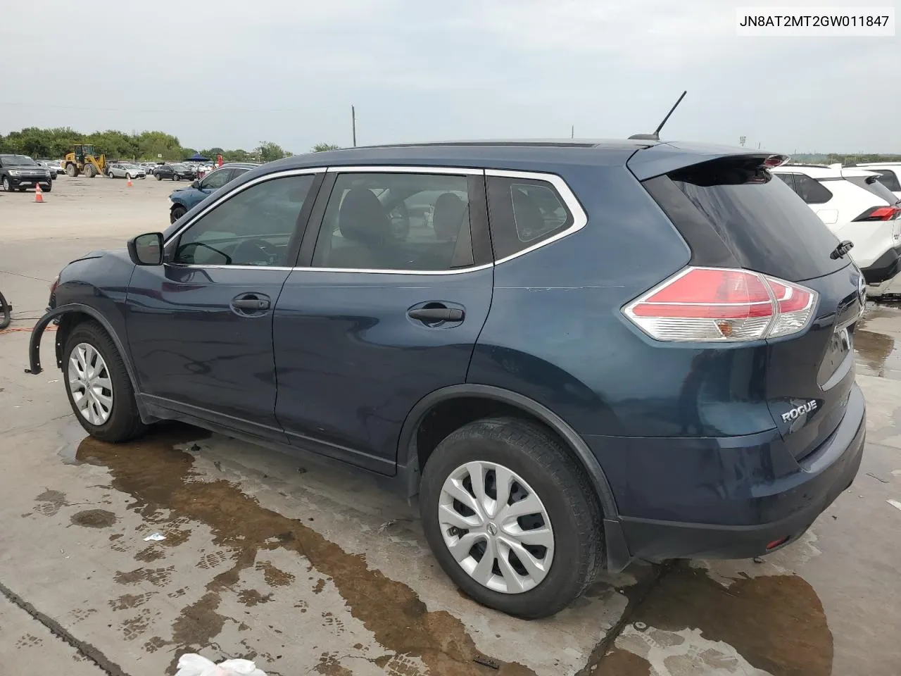 2016 Nissan Rogue S VIN: JN8AT2MT2GW011847 Lot: 70079114