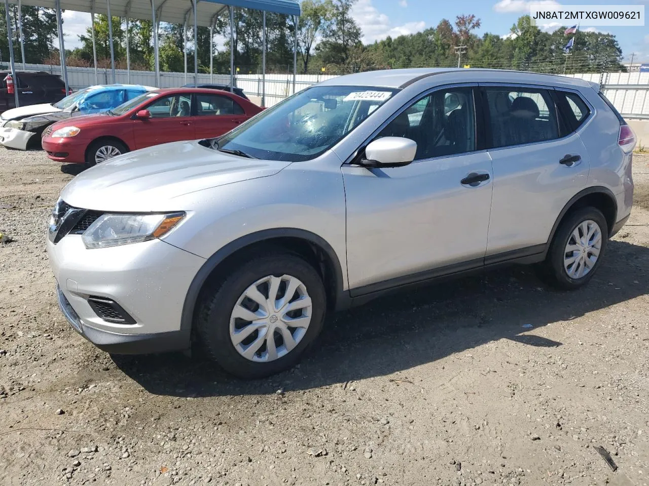 2016 Nissan Rogue S VIN: JN8AT2MTXGW009621 Lot: 70422444