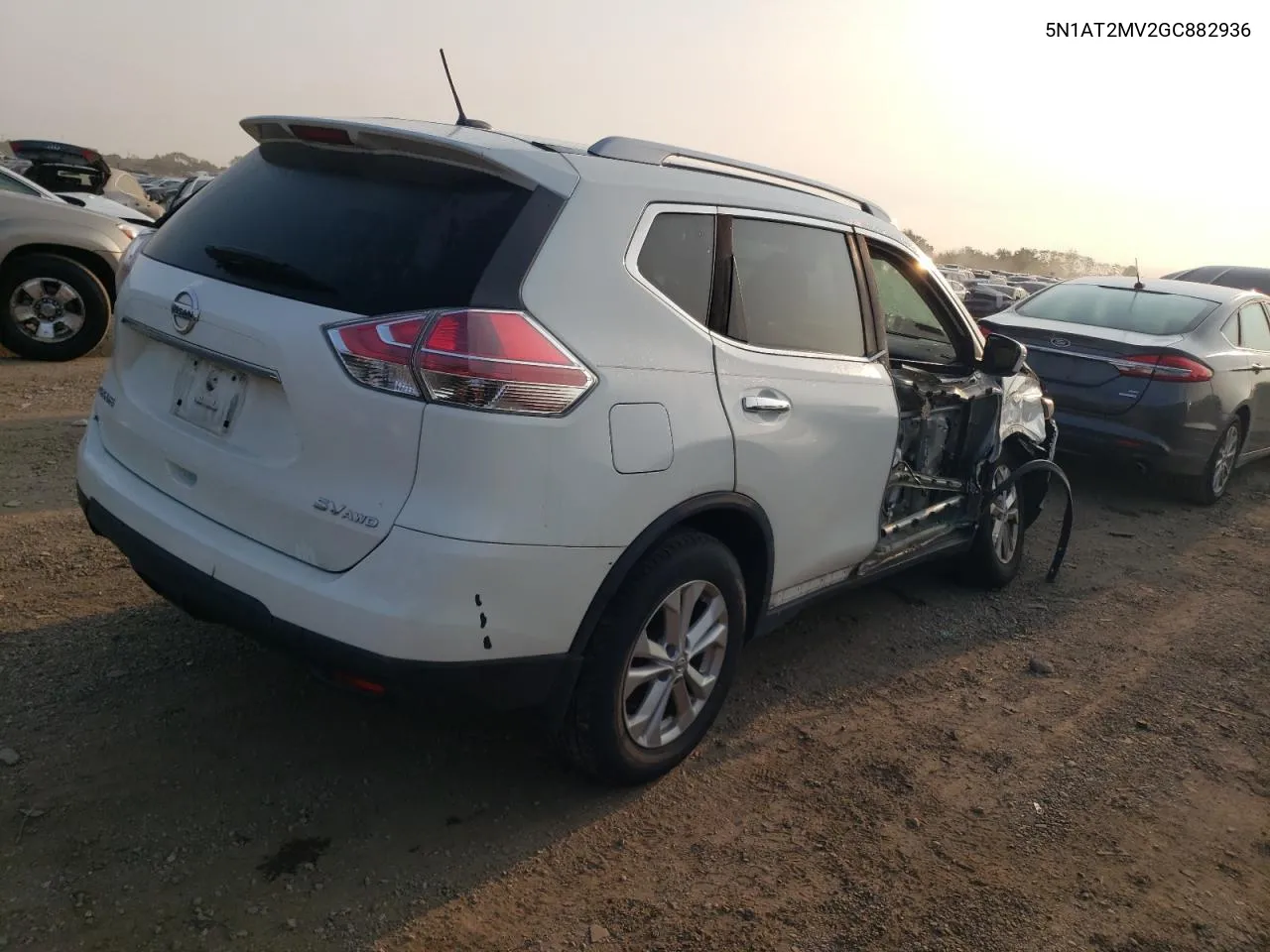 2016 Nissan Rogue S VIN: 5N1AT2MV2GC882936 Lot: 70634794