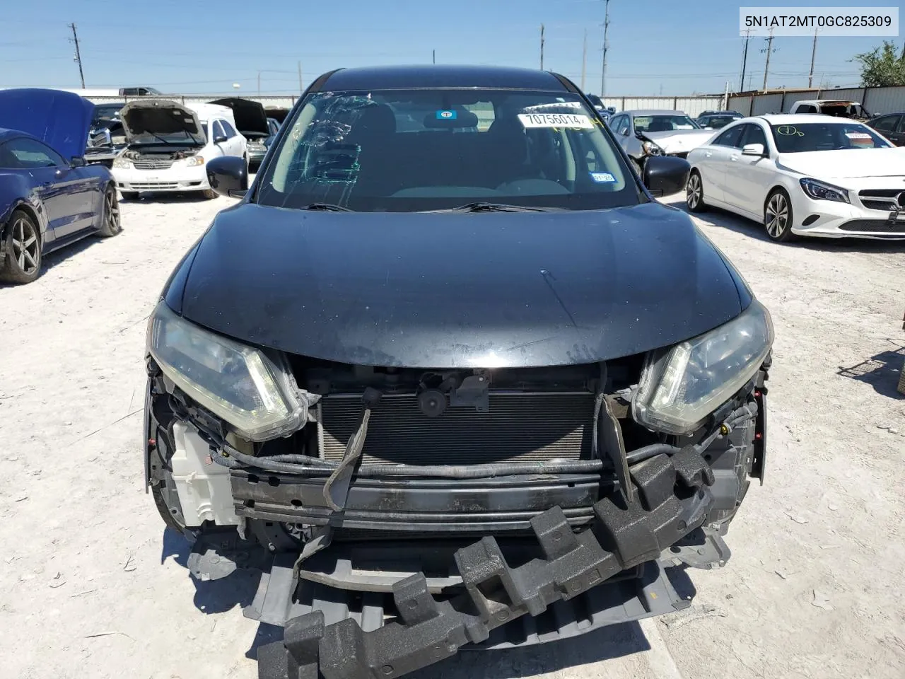 2016 Nissan Rogue S VIN: 5N1AT2MT0GC825309 Lot: 70756014