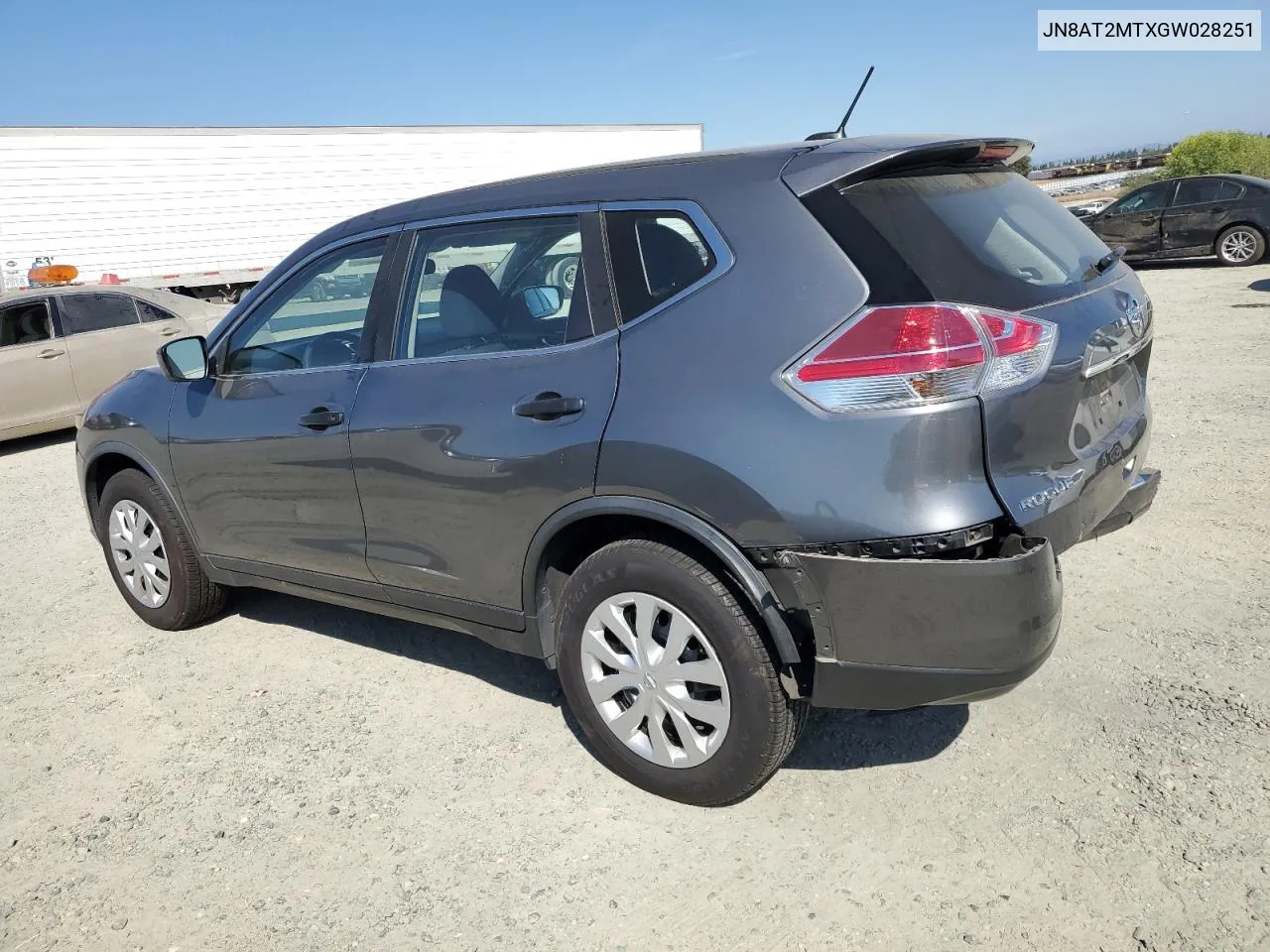 2016 Nissan Rogue S VIN: JN8AT2MTXGW028251 Lot: 72461174