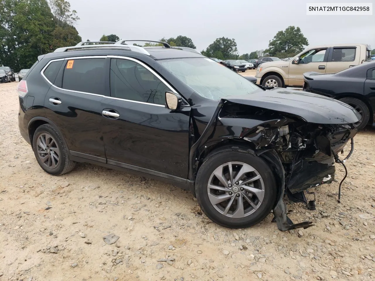 2016 Nissan Rogue S VIN: 5N1AT2MT1GC842958 Lot: 72523564