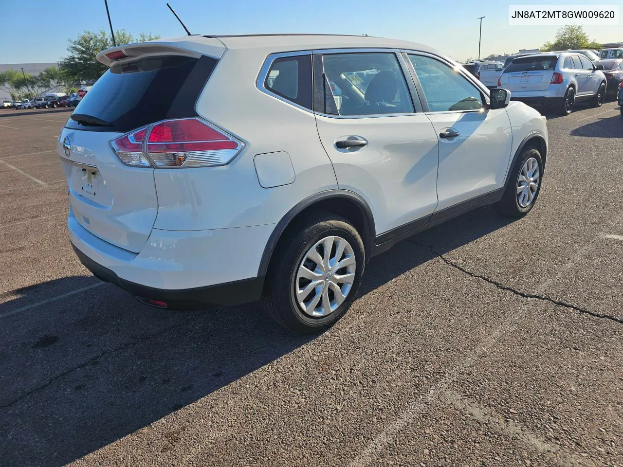 2016 Nissan Rogue S VIN: JN8AT2MT8GW009620 Lot: 72660244