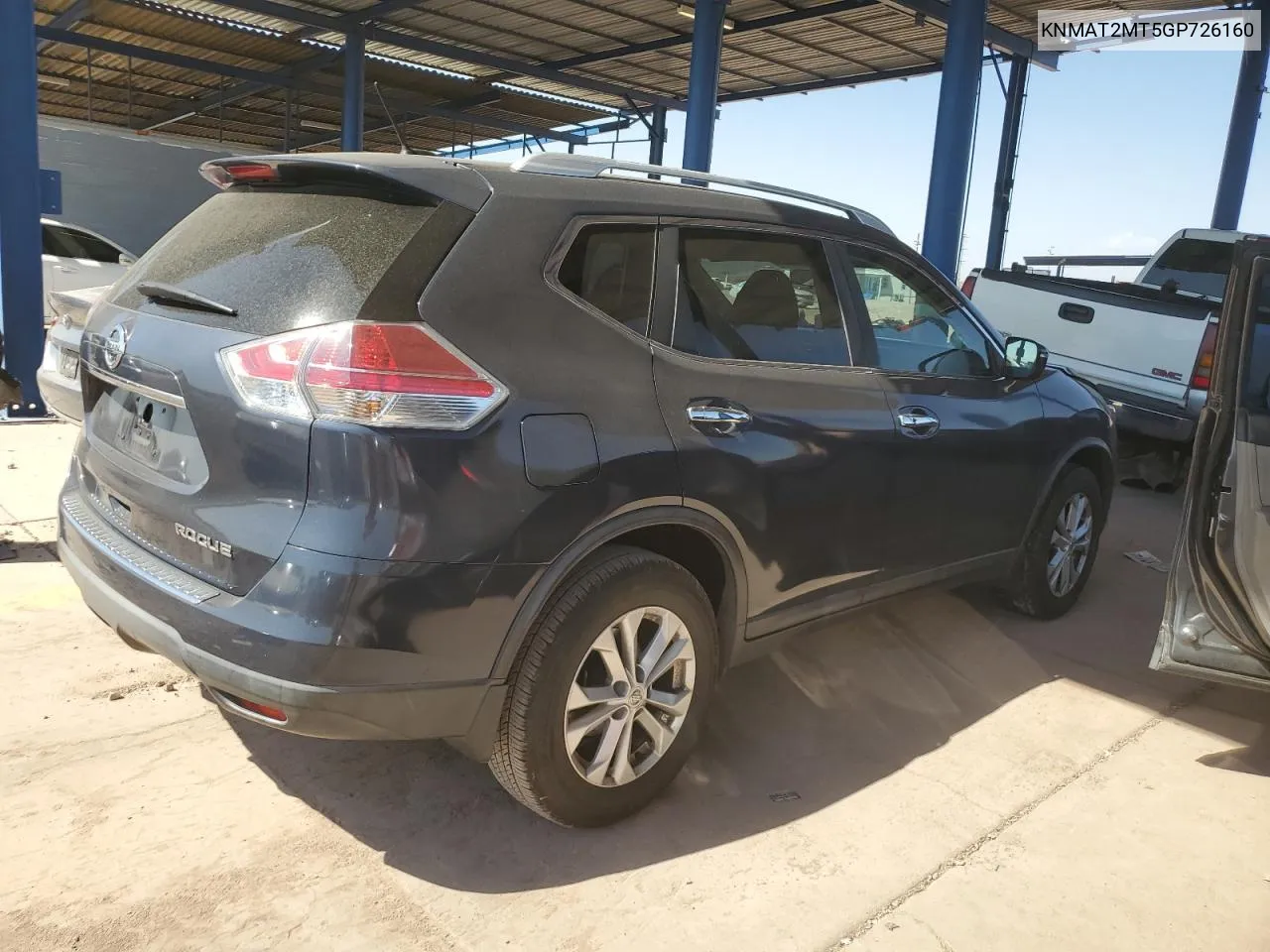 2016 Nissan Rogue S VIN: KNMAT2MT5GP726160 Lot: 73664454