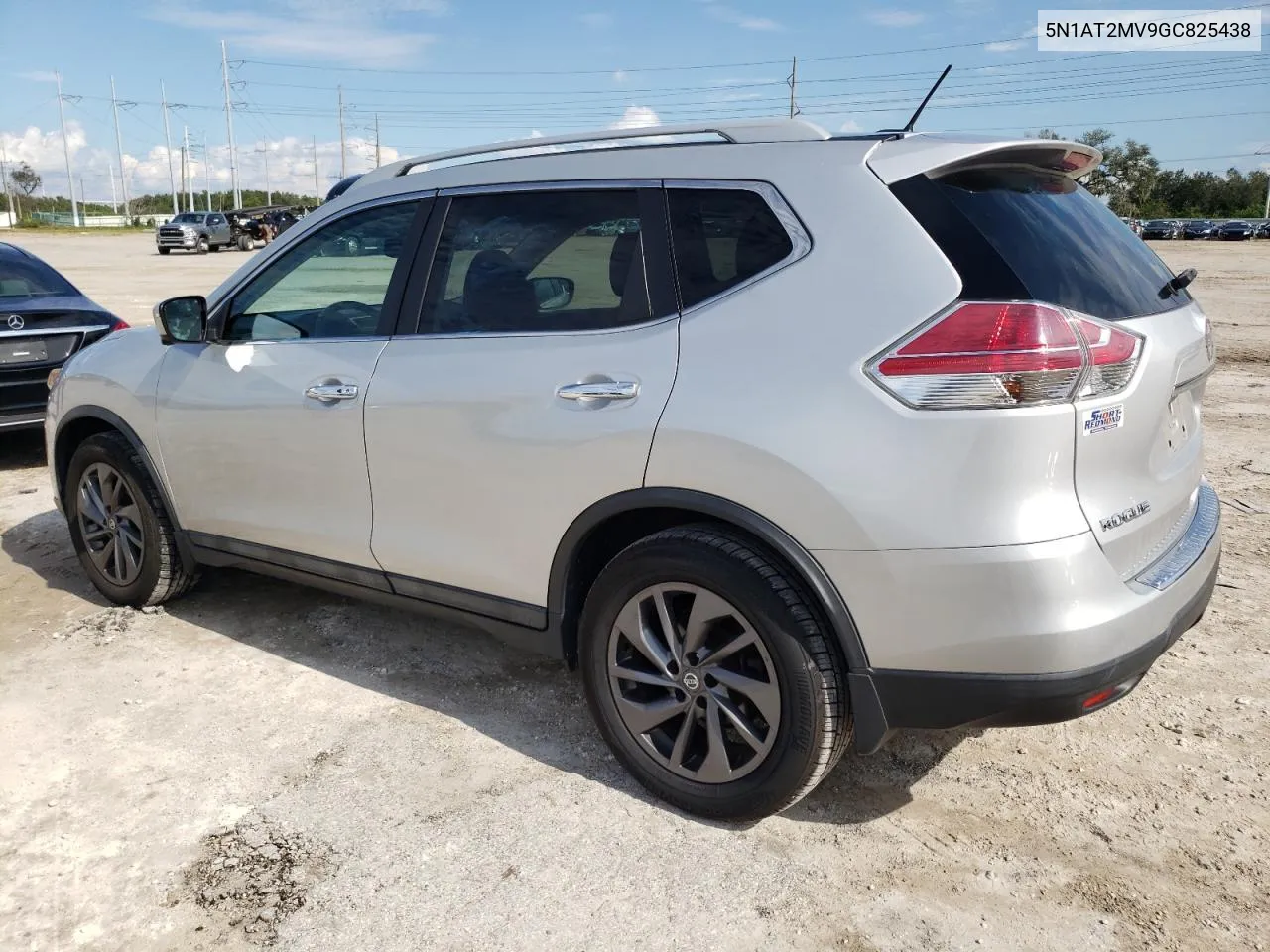 2016 Nissan Rogue S VIN: 5N1AT2MV9GC825438 Lot: 73724704