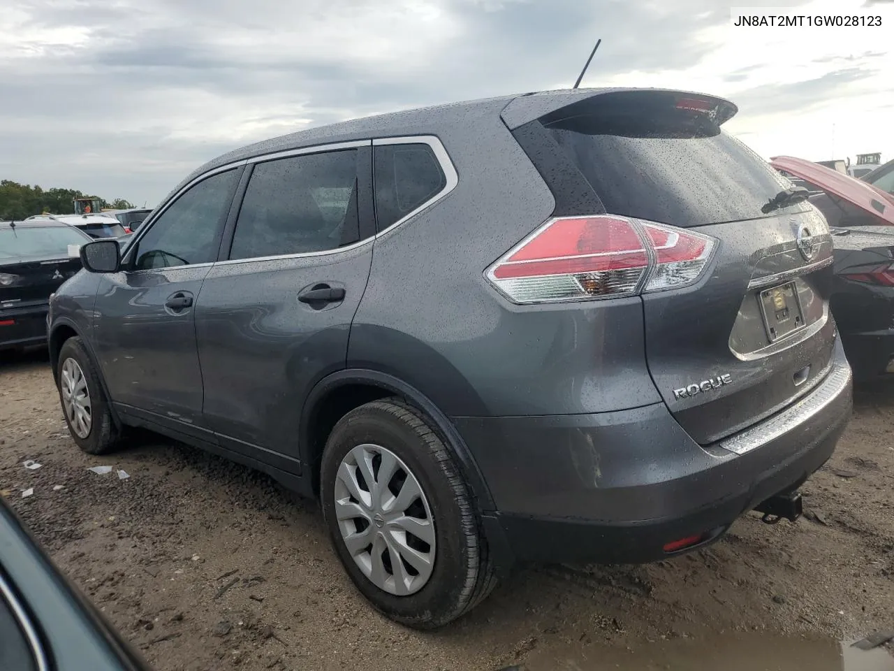 2016 Nissan Rogue S VIN: JN8AT2MT1GW028123 Lot: 73866174