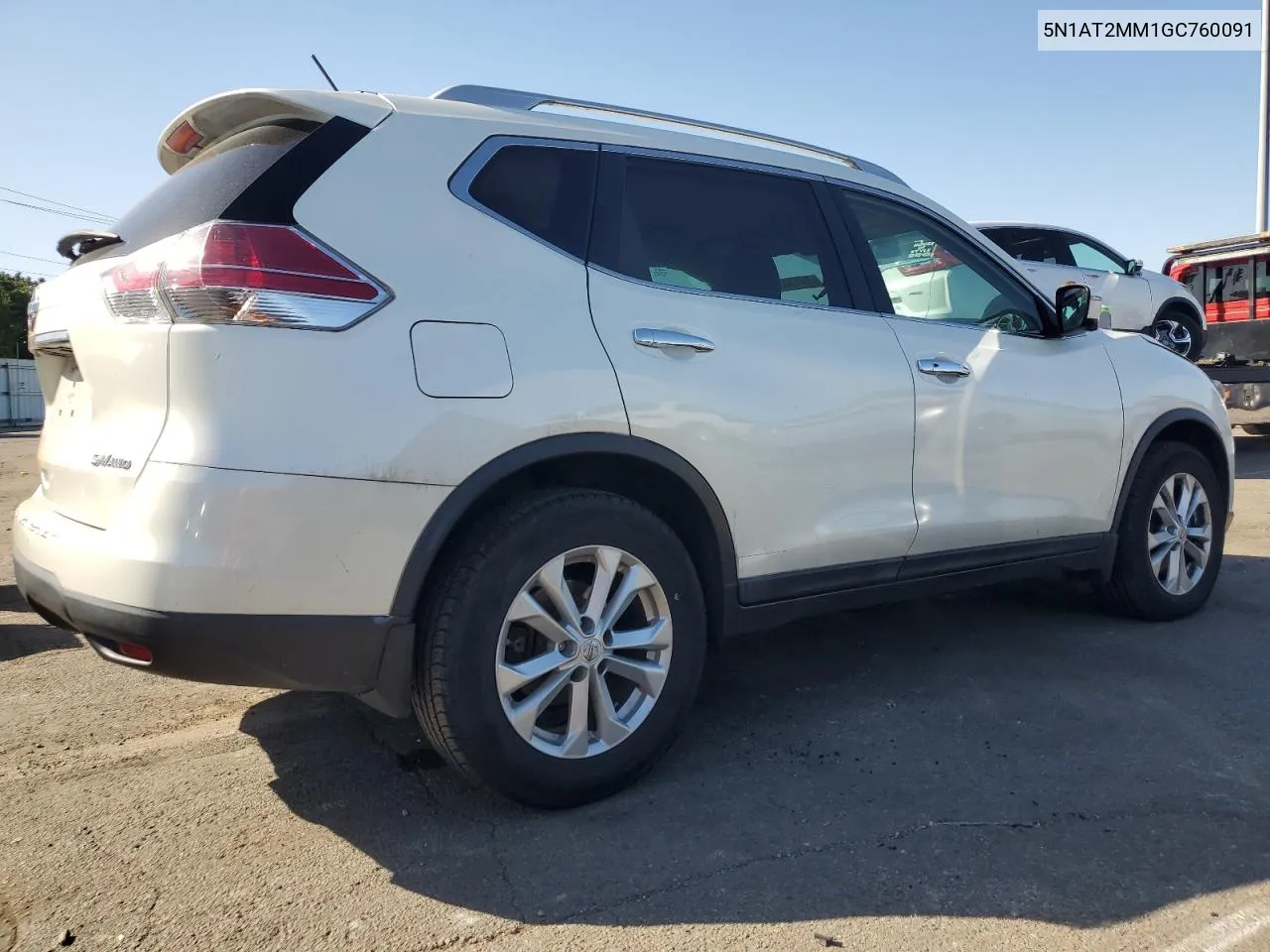 2016 Nissan Rogue S VIN: 5N1AT2MM1GC760091 Lot: 74134244