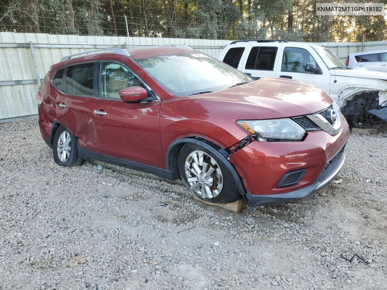 2016 Nissan Rogue S VIN: KNMAT2MT1GP618182 Lot: 76697744