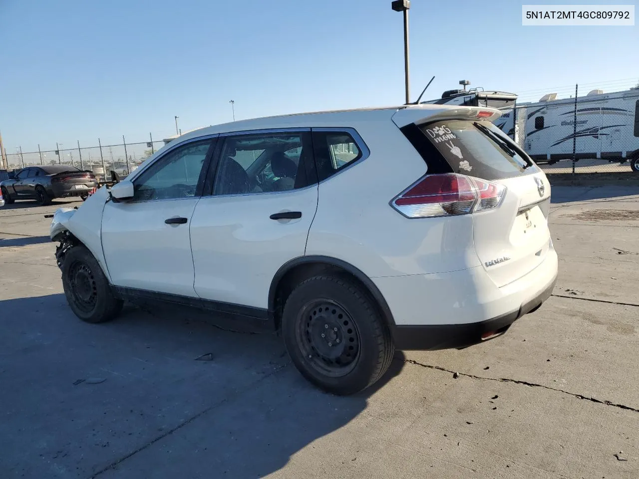 2016 Nissan Rogue S VIN: 5N1AT2MT4GC809792 Lot: 77255194