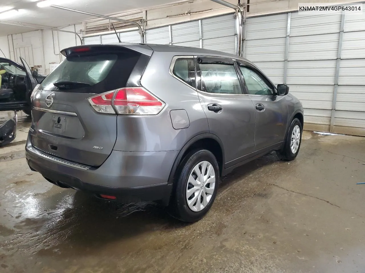 2016 Nissan Rogue S VIN: KNMAT2MV4GP643014 Lot: 77439604