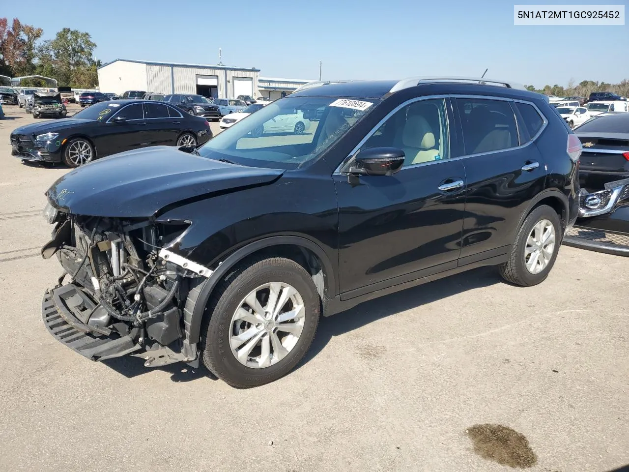 2016 Nissan Rogue S VIN: 5N1AT2MT1GC925452 Lot: 77610694