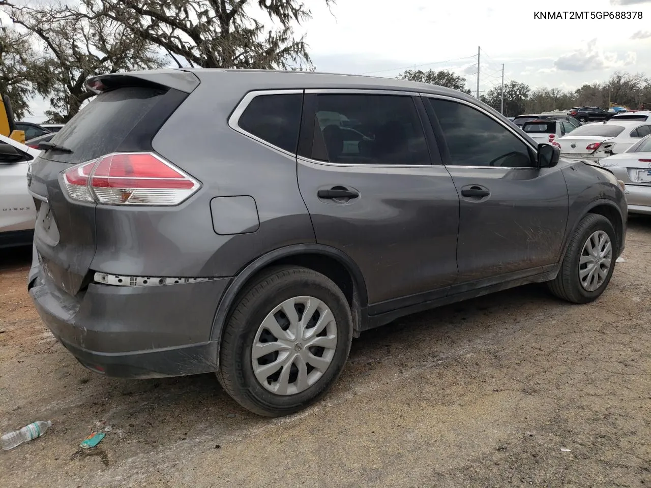 2016 Nissan Rogue S VIN: KNMAT2MT5GP688378 Lot: 78001274