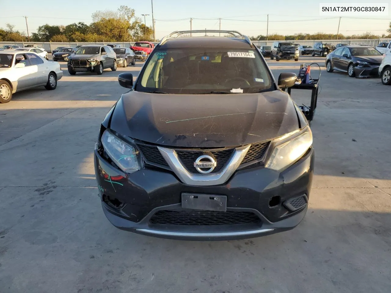 5N1AT2MT9GC830847 2016 Nissan Rogue S